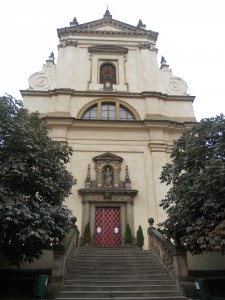 Vår Fru av Segerns kyrka där Jesusbarnet av Prag finns