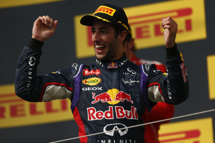Ricciardo . Foto: Pirelli.