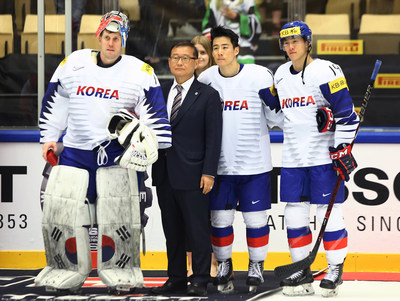 President of Korea Ice Hockey Association, Mong-won Chung som ska väljas in i International Ice Hockey Federation Hall of Famer. Foto: Prnewswire