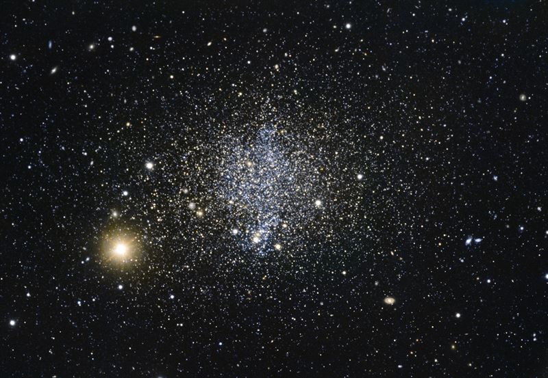 På bilden syns dvärggalaxen Phoenix. Fotograf: ESO